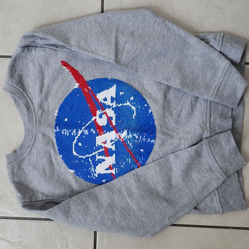 Girls h&m NASA sweatshirt size 8-10